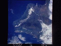 1993 Mauna Loa from STS-57.JPG